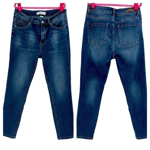 C'est Toi Women's Juniors High Rise Crop slits jeans size 11 - Picture 1 of 15